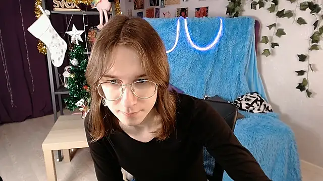 Hermione Reid online show from 01-09-25, 04:30