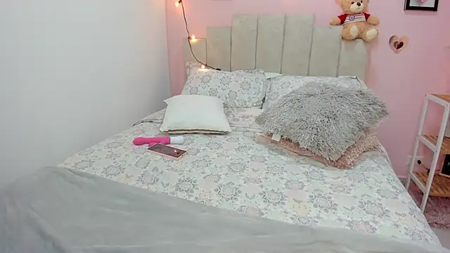 emilyharrix online show from 11-28-25, 11:27