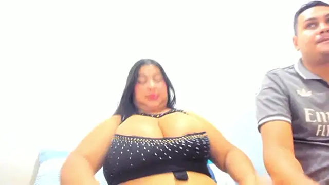 Snapshot of Keisy_boony chatting on 06-11-26, 09:39 Keisy boony online show from 06-11-26, 09:39