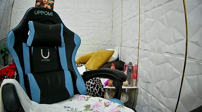 Snapshot of Mendoza_Amaranata chatting on 02-17-25, 11:43 Mendoza Amaranata online show from 02-17-25, 11:43