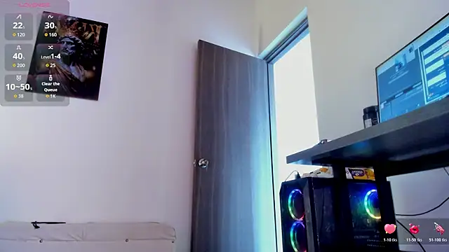 Nina Fuentes online show from 11-22-25, 02:38