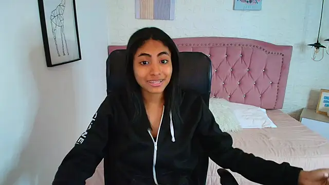 shaneelle online show from 11-28-25, 03:07