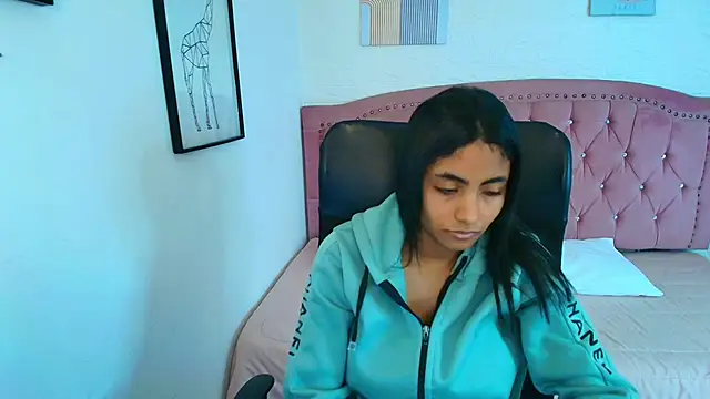 shaneelle online show from 12-15-25, 03:12