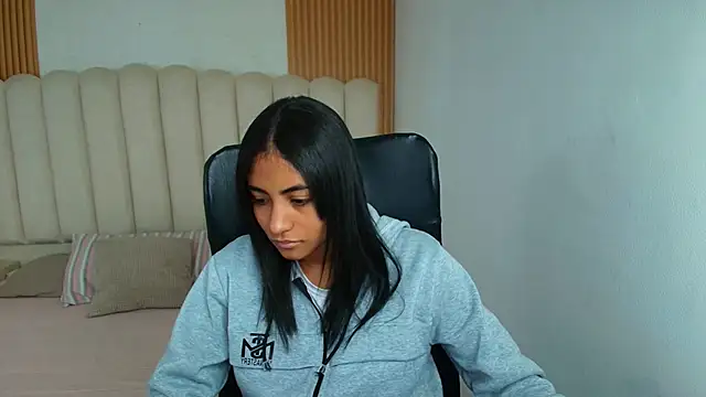 shaneelle online show from 02-19-26, 03:03