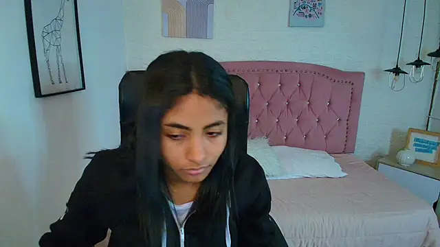 shaneelle online show from 11-24-25, 03:06