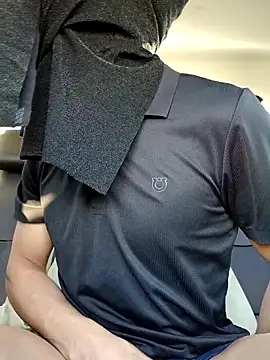 Alfrendino44 online show from 12-19-25, 08:33