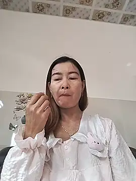 Sexy-ladyboobs20 online show from 06-02-26, 01:16