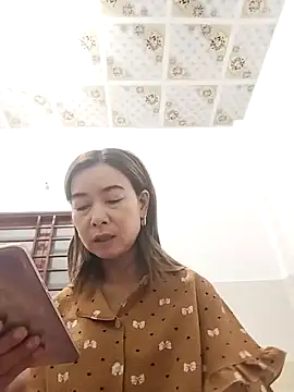 Sexy-ladyboobs20 online show from 10-30-25, 12:03
