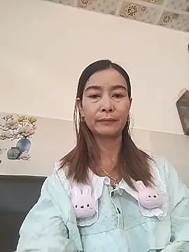 Sexy-ladyboobs20 online show from 05-13-26, 01:45