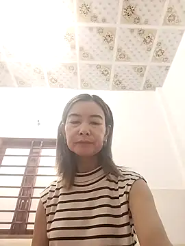 Sexy-ladyboobs20 online show from 11-30-25, 01:39