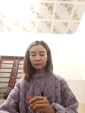 Sexy-ladyboobs20 online show from 12-18-25, 11:47