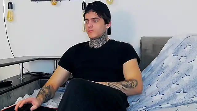 CarterCole online show from 01-11-26, 08:32