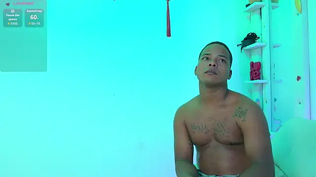  exoticcouple69  online show from 10-04-25, 12:17