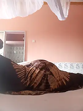 Snapshot of Bootiq chatting on 01-18-26, 01:25 Bootiq online show from 01-18-26, 01:25