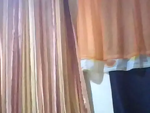 Snapshot of Bootiq chatting on 04-20-26, 10:44 Bootiq online show from 04-20-26, 10:44