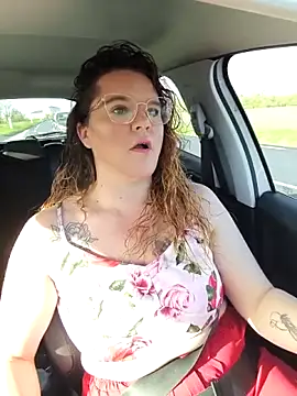 XXJulieXXhot online show from 03-25-26, 08:14