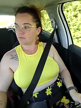 XXJulieXXhot online show from 04-13-26, 02:21