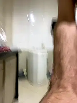 Maurob18 online show from 10-04-25, 01:51