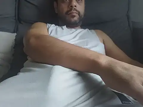 HornyBeachBoyBR online show from 09-22-25, 01:17