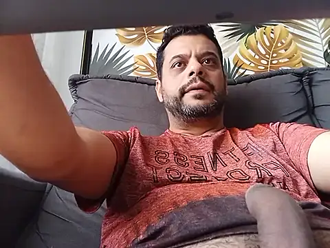 HornyBeachBoyBR online show from 11-08-25, 01:58