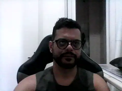 HornyBeachBoyBR online show from 08-01-26, 01:42
