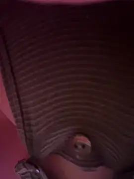 izanmiller2001 online show from 02-22-26, 11:17