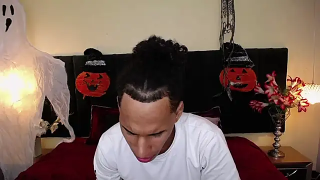 soft attraction online show from 10-29-25, 07:46