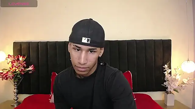 soft attraction online show from 03-21-26, 08:24