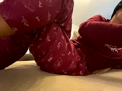 Marilou1983 online show from 09-16-25, 04:52