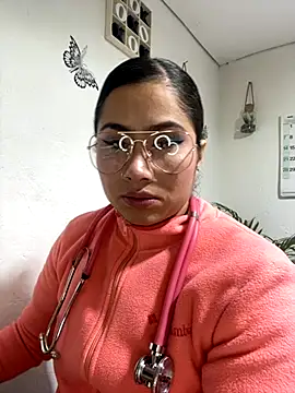 Snapshot of Sweet__Nurse1 chatting on 09-21-25, 06:24 Sweet Nurse1 online show from 09-21-25, 06:24