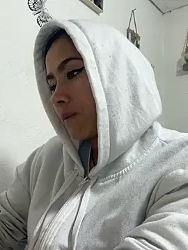 Snapshot of Sweet__Nurse1 chatting on 10-17-25, 01:42 Sweet Nurse1 online show from 10-17-25, 01:42