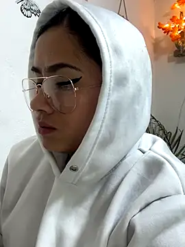 Sweet  Nurse1 online show from 11-29-25, 04:29