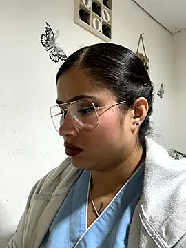 Snapshot of Sweet__Nurse1 chatting on 09-25-25, 03:18 Sweet Nurse1 online show from 09-25-25, 03:18