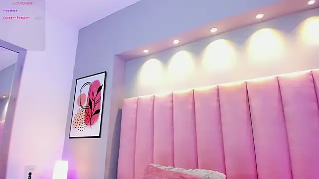 KeilyRoss online show from 09-23-25, 09:00