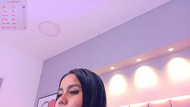 KeilyRoss online show from 10-28-25, 08:08