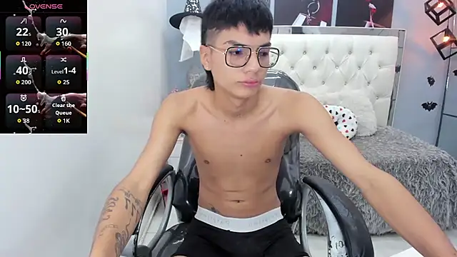 Snapshot of Noha_scott chatting on 11-12-25, 11:41 Noha scott online show from 11-12-25, 11:41