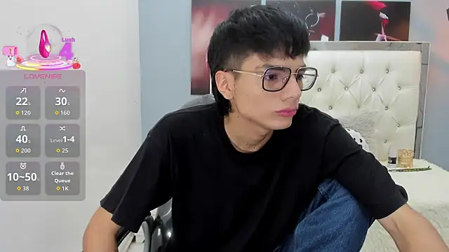 Noha scott online show from 04-15-26, 10:54