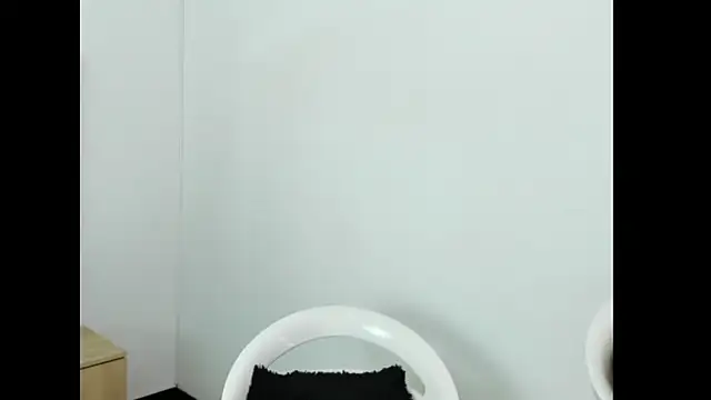 Snapshot of Georginaxx chatting on 02-01-25, 08:37 Georginaxx online show from 02-01-25, 08:37