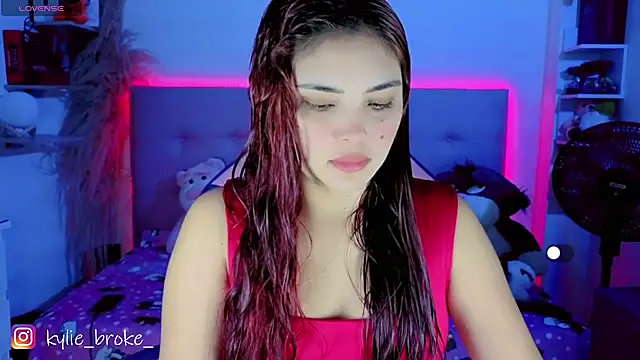 Kylie brokee online show from 02-26-26, 09:04