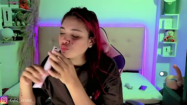 Kylie brokee online show from 05-01-26, 09:09