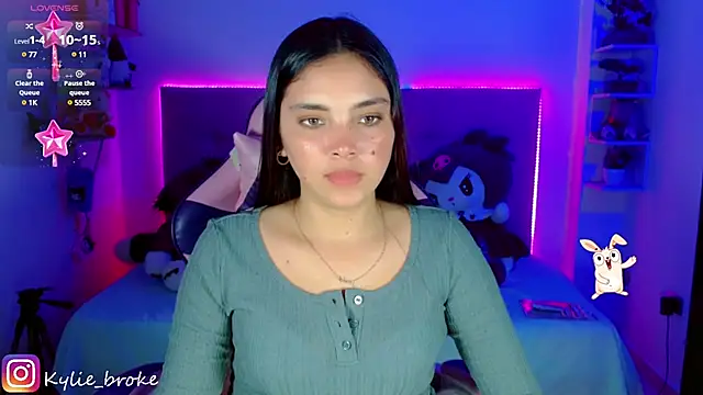 Kylie brokee online show from 02-13-25, 10:11