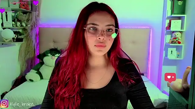 Kylie brokee online show from 05-13-26, 10:06