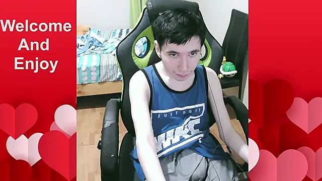 Snapshot of Twink_martinboy chatting on 03-13-26, 02:27 Twink martinboy online show from 03-13-26, 02:27
