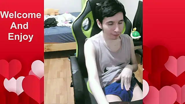 Snapshot of Twink_martinboy chatting on 04-21-26, 01:42 Twink martinboy online show from 04-21-26, 01:42