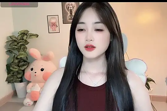  Aimy  online show from 11-18-25, 05:33