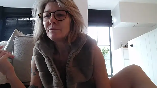 godinflower online show from 09-20-25, 10:09