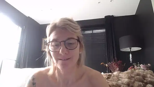 godinflower online show from 10-23-25, 12:15