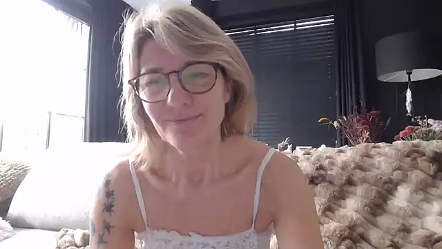 godinflower online show from 10-21-25, 08:47