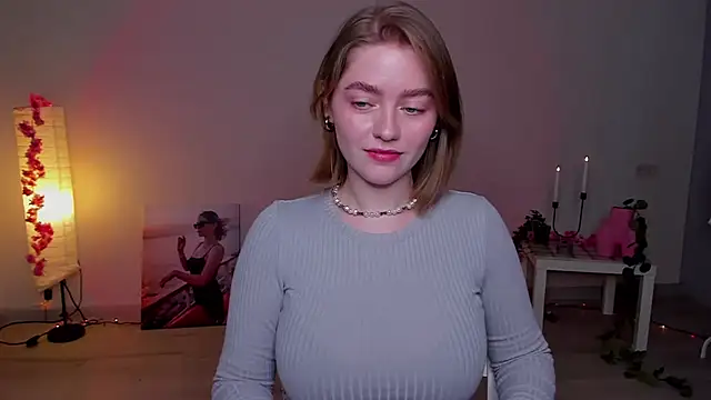 AidaPerry online show from 02-02-25, 02:45