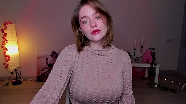 AidaPerry online show from 02-06-25, 04:14